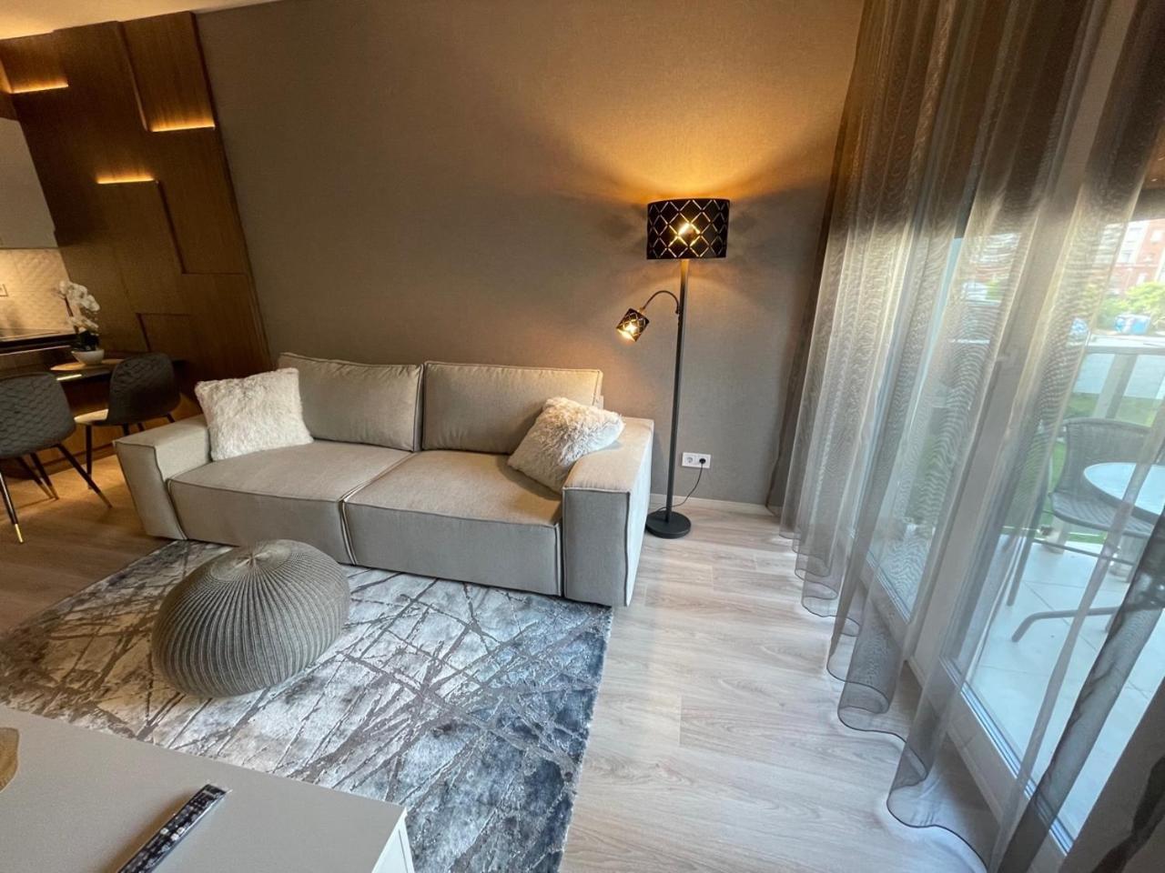 Karzo Lk 204 Apartment
